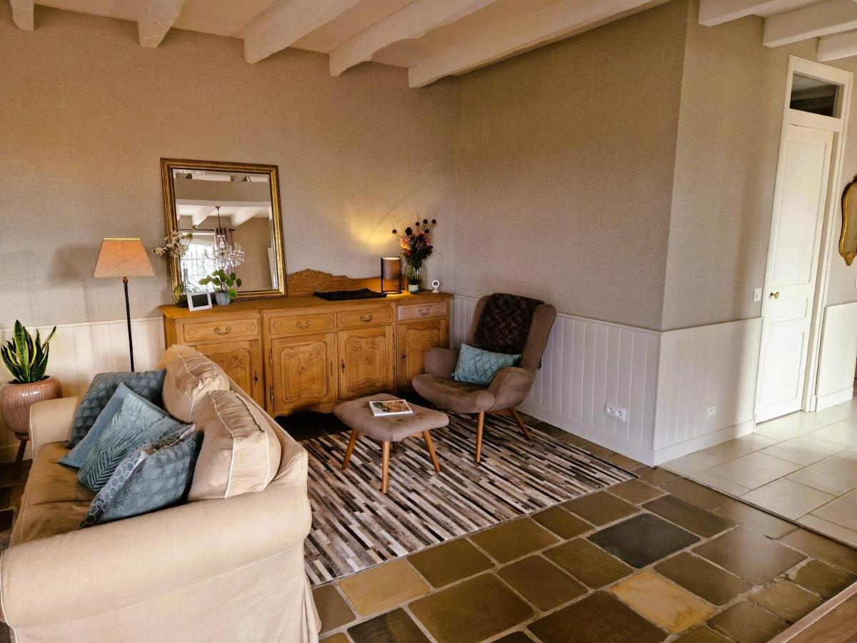 Suaux Les Quintanes B&B 외부 사진