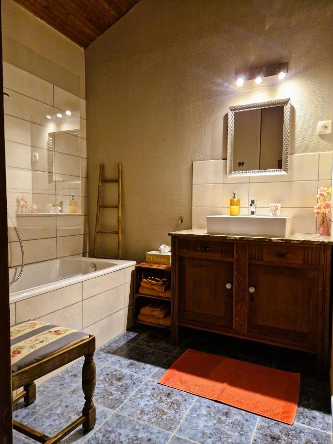 Suaux Les Quintanes B&B 외부 사진